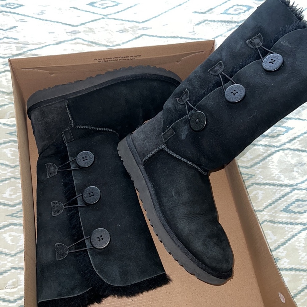 UGG black Bailey button Triplet II Boot